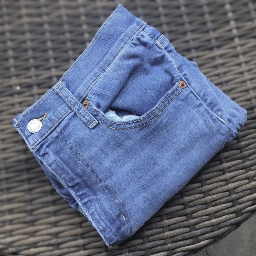 Levi’s High Waisted skinny jeans Size 27